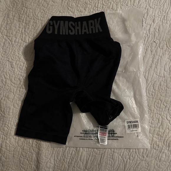Gymshark Cycling Shorts - Picture 5 of 5